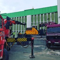 30-ton-cift-kirma-kiralik-hiab-vinc_1.jpg